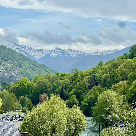 Sanctuary Belvedere Terrace & Mountain Panorama 루르드