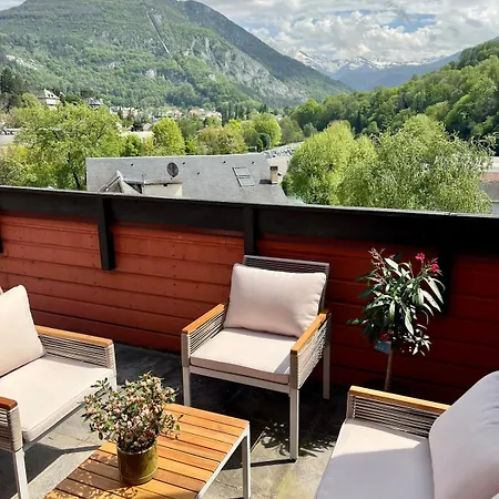 Sanctuary Belvedere Terrace & Mountain Panorama *