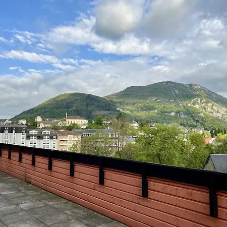 Sanctuary Belvedere Terrace & Mountain Panorama * 루르드