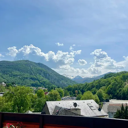 Sanctuary Belvedere Terrace & Mountain Panorama * 루르드